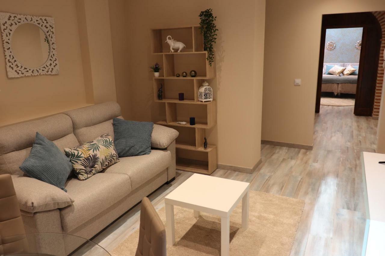 Apartamentos Turisticos Desiree Arévalo Dış mekan fotoğraf